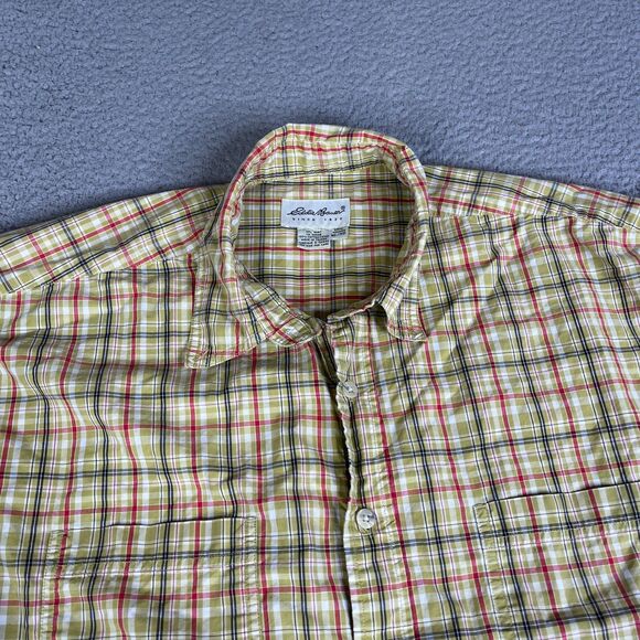 Eddie Bauer Shirt Mens Large Green Red Plaid Short Sleeve Button Pockets Vintage - Picture 3 of 11